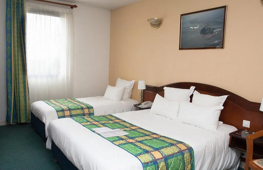 Hotel Air Plus-1